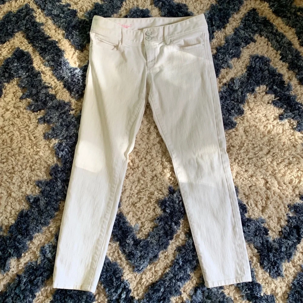 ๐ฅ SOLD ๐ฅ Lilly Pulitzer White Worth Skinny Mini Jeans - Picture 2 of 8
